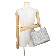 将图像加载到图库查看器中，Dior Oblique Book Tote Beige/GrayM1325CZBB_M20I Canvas Calf Leather Size Small
