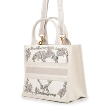 将图像加载到图库查看器中，Dior Book tote Latte WhiteM1325CZHT_M941 Canvas Size Small

