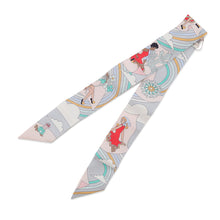 将图像加载到图库查看器中，HERMES Twilly Flying Carre Carres Volants Gris Perle/Rose Pearl Silk100%
