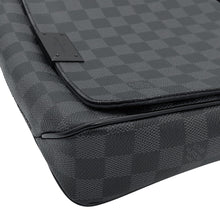 Load image into Gallery viewer, LOUIS VUITTON District NoirN41260 Damier Graphite Size PM
