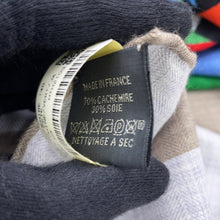 Load image into Gallery viewer, HERMES Giant Square Cheval de Fete Size 140 Gris Cine/Vert/Jaune Cashmere70% Silk30%
