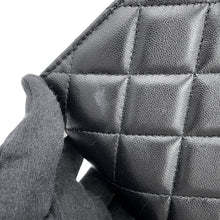 Load image into Gallery viewer, CHANEL Mini Matelasse Chain Clutch Bag BlackAP2682-B06660-94305 Lambskin
