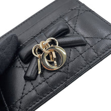 Load image into Gallery viewer, Dior Lady Dior Freesia Cannage Card Holder BlackS2604OUQA_M900 Lambskin
