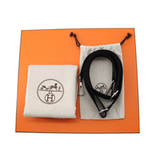 Load image into Gallery viewer, HERMES Evelyne3 Black Taurillon Clemence Size PM
