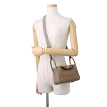 Load image into Gallery viewer, HERMES Lindy Etoupe Taurillon Clemence Size Mini
