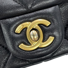 将图像加载到图库查看器中，CHANEL Matelasse Mini Flapback BlackAS4868-B16574-94305 Lambskin
