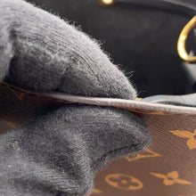 Load image into Gallery viewer, LOUIS VUITTON Neonoe NoirM44020 Monogram
