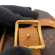 Load image into Gallery viewer, LOUIS VUITTON Boite Hat Spool BrownM45149 Monogram Size PM
