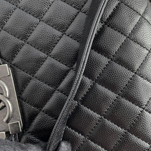 Load image into Gallery viewer, CHANEL Boy Chanel 25 BlackA67086 Caviar Leather Size 25
