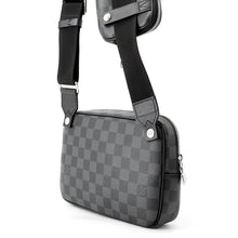 Load image into Gallery viewer, LOUIS VUITTON scott messenger NoirN50018 Damier Graphite
