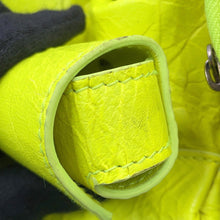 Load image into Gallery viewer, BALENCIAGA Super Busy Shoulder XS Neon Yellow762516 Leather Size XS
