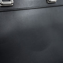 Load image into Gallery viewer, GUCCI Zumi Medium Top Handle Black564714 Leather Size Medium

