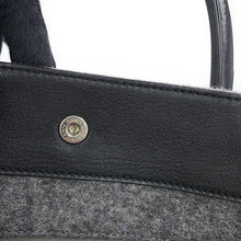 将图像加载到图库查看器中，SAINT LAURENT PARIS N/S Rive Gauche Tote Gray/Black63253924N4E1160 Felt Leather
