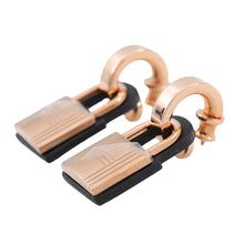 将图像加载到图库查看器中，HERMES O'Kelly Earrings Black Gold Plated Swift Leather
