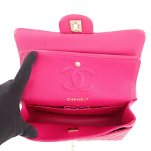 将图像加载到图库查看器中，CHANEL Matelasse W flap Chain Shoulder Bag PinkA01113 Caviar Leather Size 23
