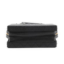 将图像加载到图库查看器中，CHANEL Matelasse 2-Way Chain Vanity Bag BlackAS3345 Calf Leather
