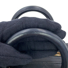 将图像加载到图库查看器中，CHANEL Matelasse 2-Way Chain Vanity Bag BlackAS3345 Calf Leather

