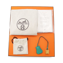Load image into Gallery viewer, HERMES Birkin Vert Veron Togo Leather Size 25
