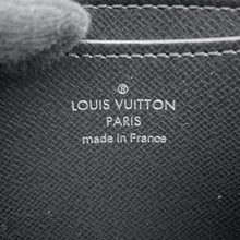 Load image into Gallery viewer, LOUIS VUITTON Zippy / Coin Purse NoirM60152 Epi Leather
