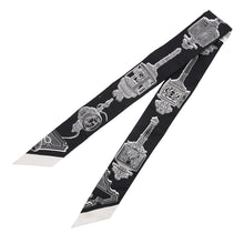 Load image into Gallery viewer, HERMES Twilly Merveilleuses Lanternes Black/White Silk100%
