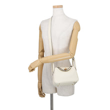 Load image into Gallery viewer, HERMES Lindy claim Taurillon Clemence Size Mini

