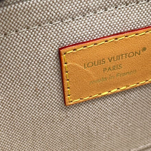 Load image into Gallery viewer, LOUIS VUITTON Keepall Bandouliere KhakiM26930 Monogram・Surplus Size 25
