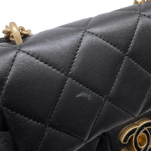 将图像加载到图库查看器中，CHANEL Matelasse ChainShoulder Bag BlackAS3113 Lambskin
