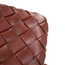 Load image into Gallery viewer, Bottega Veneta INTRECCIATO Parachute Sapere796569VCPPT2506 Lambskin Size Small
