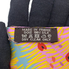 Load image into Gallery viewer, HERMES Twilly in an English garden Multicolor Silk100%
