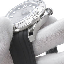 将图像加载到图库查看器中，OMEGA Seamaster Diver 300M Co-Axial Master Chronometer Stainless Steel Rubber210.32.42.20.06.002
