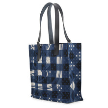 Load image into Gallery viewer, HERMES Etrivière Shopping Bag Tote Blue Abyss/Ecru/Black Toile H・Plume Viking Vache Hunter Leather
