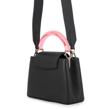 将图像加载到图库查看器中，LOUIS VUITTON Capucines Noir/Blue/PinkM56072 Taurillon Leather Plexiglas Size Mini
