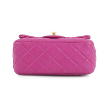 将图像加载到图库查看器中，CHANEL Mini Matelasse Cocoball ChainShoulder Bag PurpleAS1786 Lambskin
