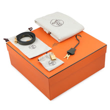 Load image into Gallery viewer, HERMES Kelly Retourne Vert Dogri Togo Leather Size 28
