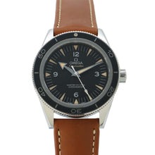 将图像加载到图库查看器中，OMEGA Seamaster 300 Master Co-Axial W41mm Stainless Steel Leather Black Dial233.32.41.21.01.002
