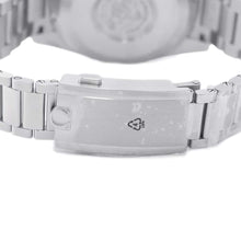 将图像加载到图库查看器中，OMEGA Speedmaster Pilot Co-Axial Chronometer Chronograph W40.85mm Stainless Steel Black Dial332.10.41.51.01.002
