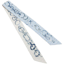 Load image into Gallery viewer, HERMES Twilly Do Re Boucles Broderie Anglaise Blue/Blanc/Marine Silk100%
