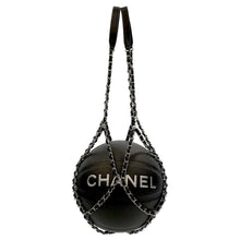 将图像加载到图库查看器中，CHANEL Basketball Black/Silver Rubber Size 7
