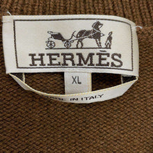 Load image into Gallery viewer, HERMES Knit sweater Size XL Navy/Camel Wool 100%
