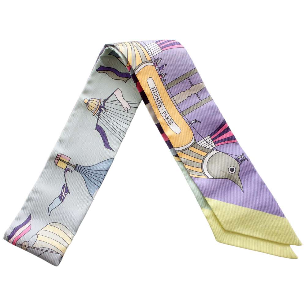 HERMES Twilly The madness of the sky Mauve /Jaune/Vert Silk100%