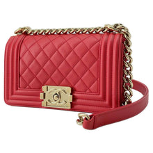 将图像加载到图库查看器中，CHANEL Boy Chanel ChainShoulder Bag Red A67085 Lambskin
