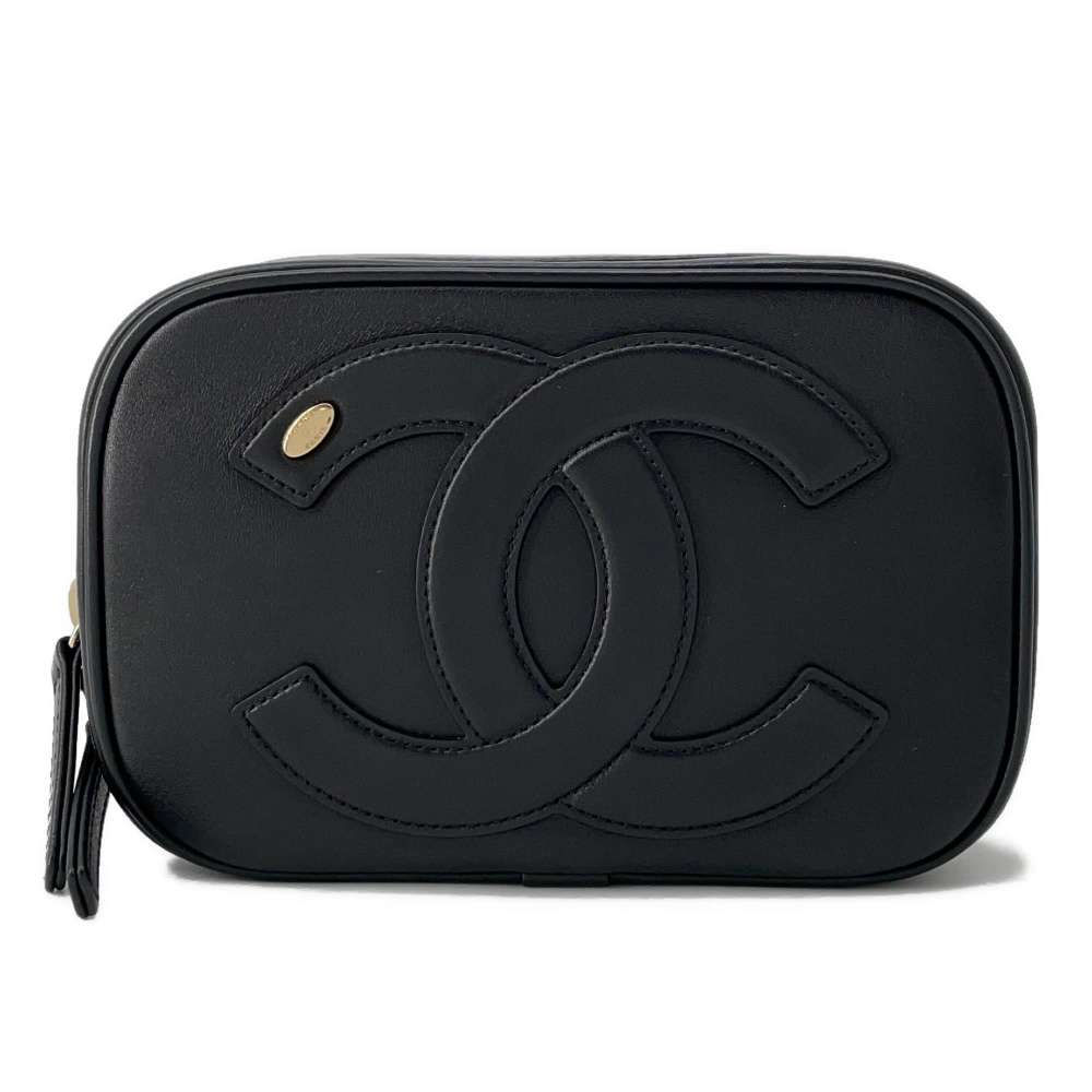 CHANEL CC Logo ChainShoulder Bag Black Leather