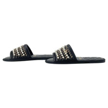 Load image into Gallery viewer, CHANEL PearlChain Sandals Black G36005 Leather Size XS
