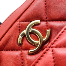 Load image into Gallery viewer, CHANEL Matelasse 2wayBowling Bag Red Lambskin
