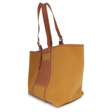 Load image into Gallery viewer, HERMES Etriviere Fauve/Desert Towargoelan Swift Leather Vache Hunter Leather Size 35
