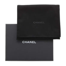 将图像加载到图库查看器中，CHANEL Matelasse Tri-Fold Wallet White AP0230 Caviar Leather
