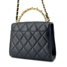 Load image into Gallery viewer, CHANEL Matelasse Pearl Logo Top Handle ChainShoulder Bag Black AP3513 Lambskin
