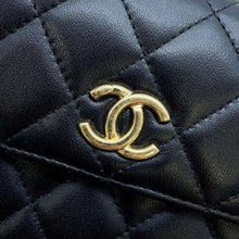 Load image into Gallery viewer, CHANEL Matelasse Pearl Logo Top Handle ChainShoulder Bag Black AP3513 Lambskin
