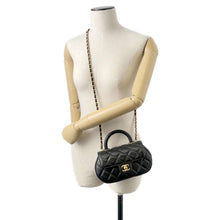 将图像加载到图库查看器中，CHANEL Matelasse Top Handle ChainShoulder Bag Black AS4569 Lambskin
