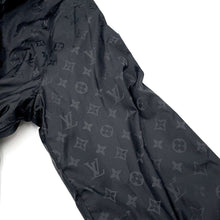 Load image into Gallery viewer, LOUIS VUITTON Monogram reversible light bomber Size XS Black Cotton100%
